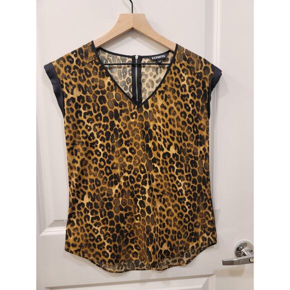 Express Mixed Media Leopard Print Blouse - Picture 5 of 7